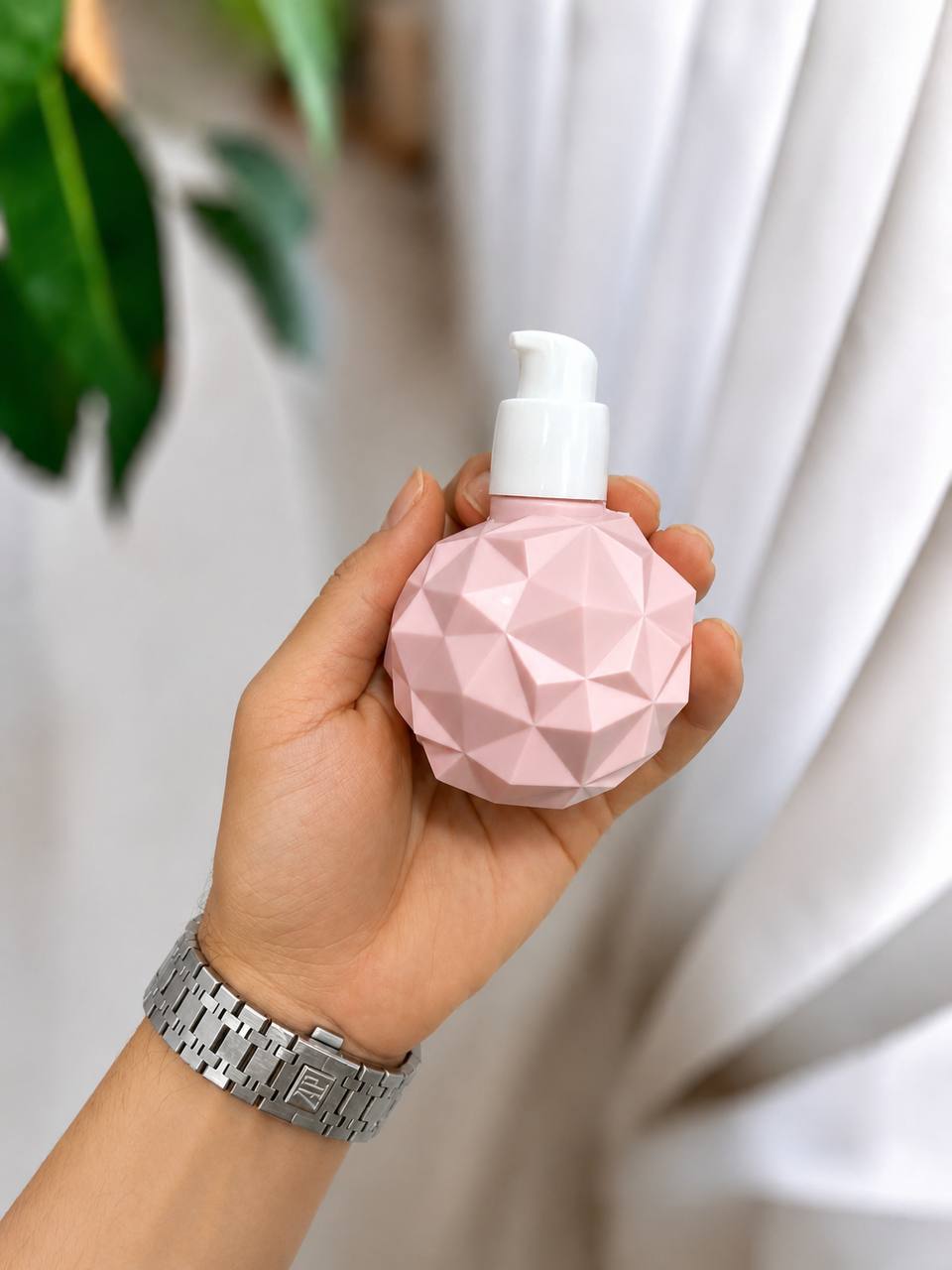 لوسیون بدن الماسی با رایحه پودر بچه